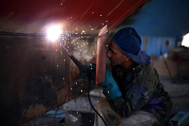 Advantages of Using Welding Sleeves: Enhancing Safety and Comfort