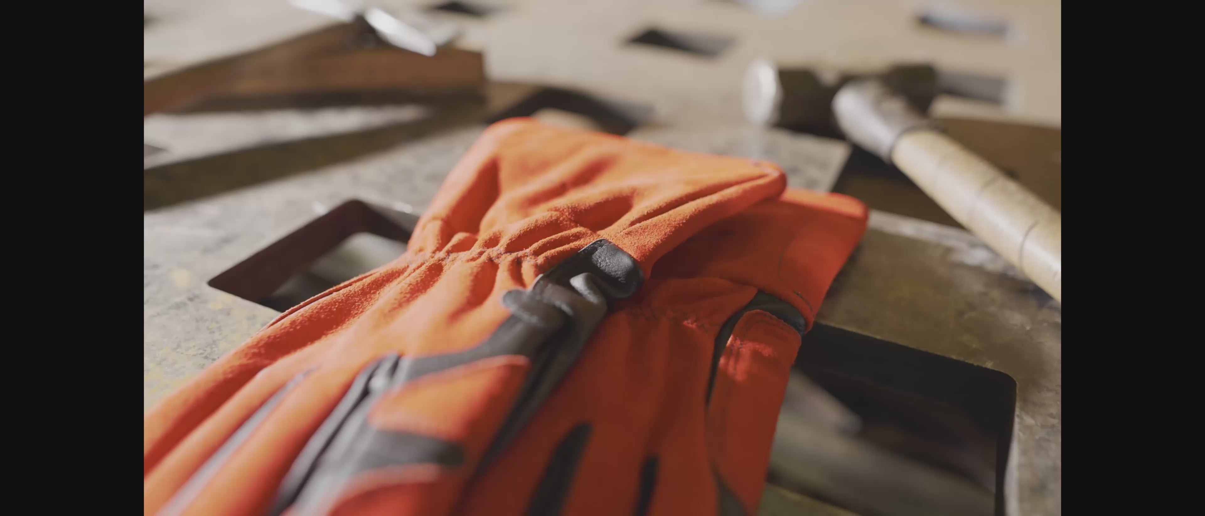 Strongarm welding glove with durable heat-resistant protection for welding and industrial work